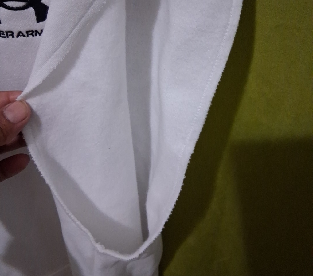 Under Armour Classic White Sleeveless Hoodie - Picture 7 of 7